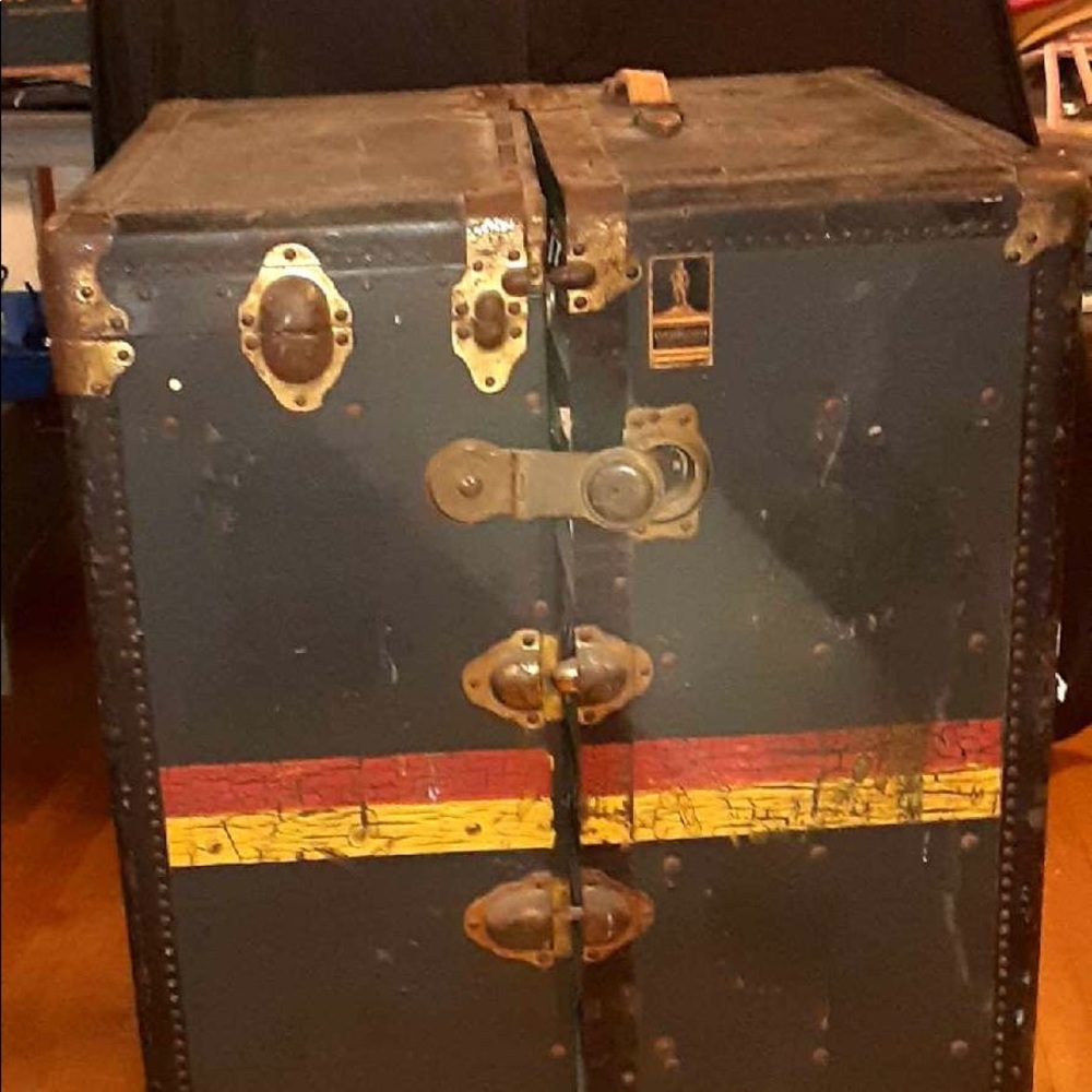 Oshkosh Steamer trunk